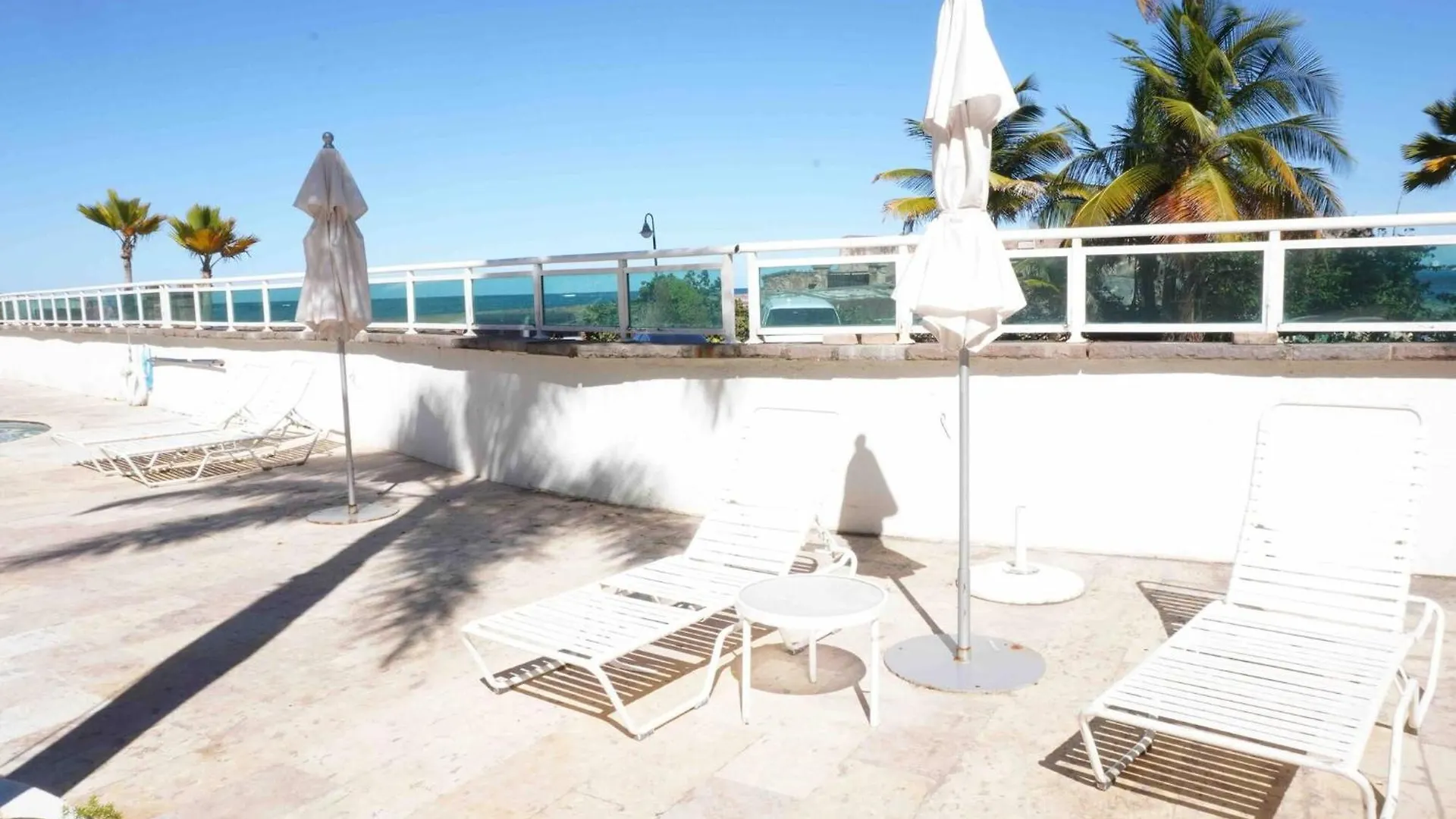 דירה סן חואן Lagoon View Studio | Balcony, Pool & Hot Tub