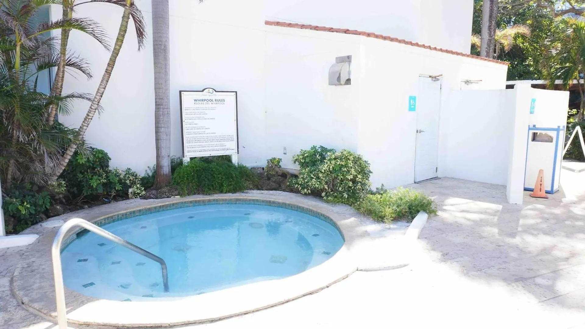 דירה סן חואן Lagoon View Studio | Balcony, Pool & Hot Tub